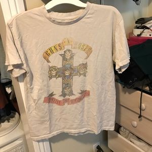 Guns N' Roses tee shirt